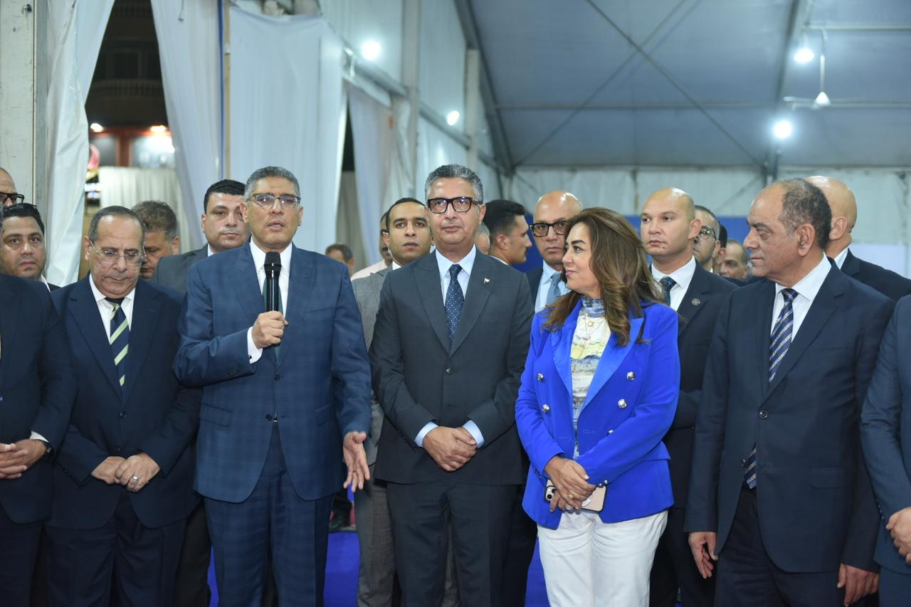 وزير التموين ومحافظ الجيزة