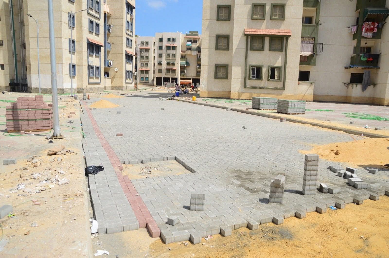 العنل مستمر بالمشروع