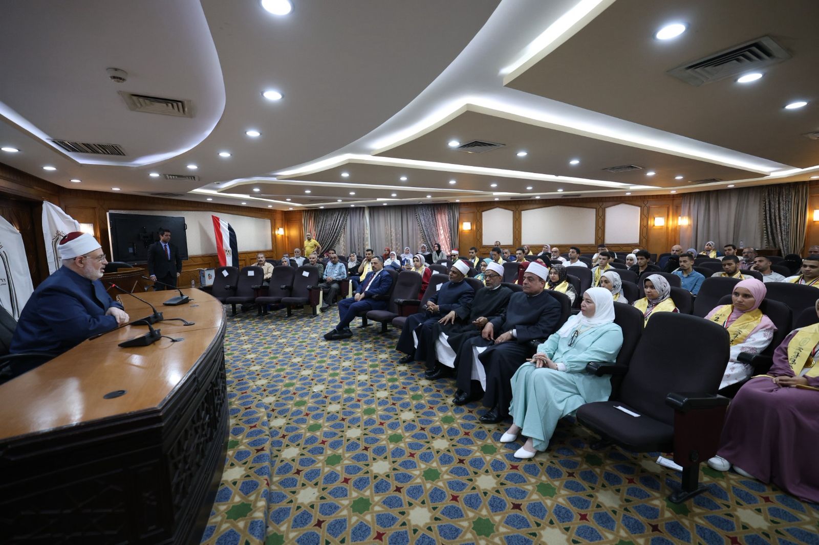 حفل التكريم حفل التكريم