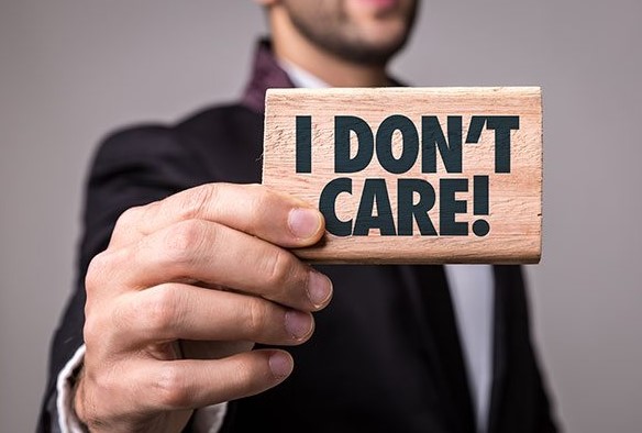 عدم الإهتمام بآراء الآخرين عدم الإهتمام بآراء الآخرين