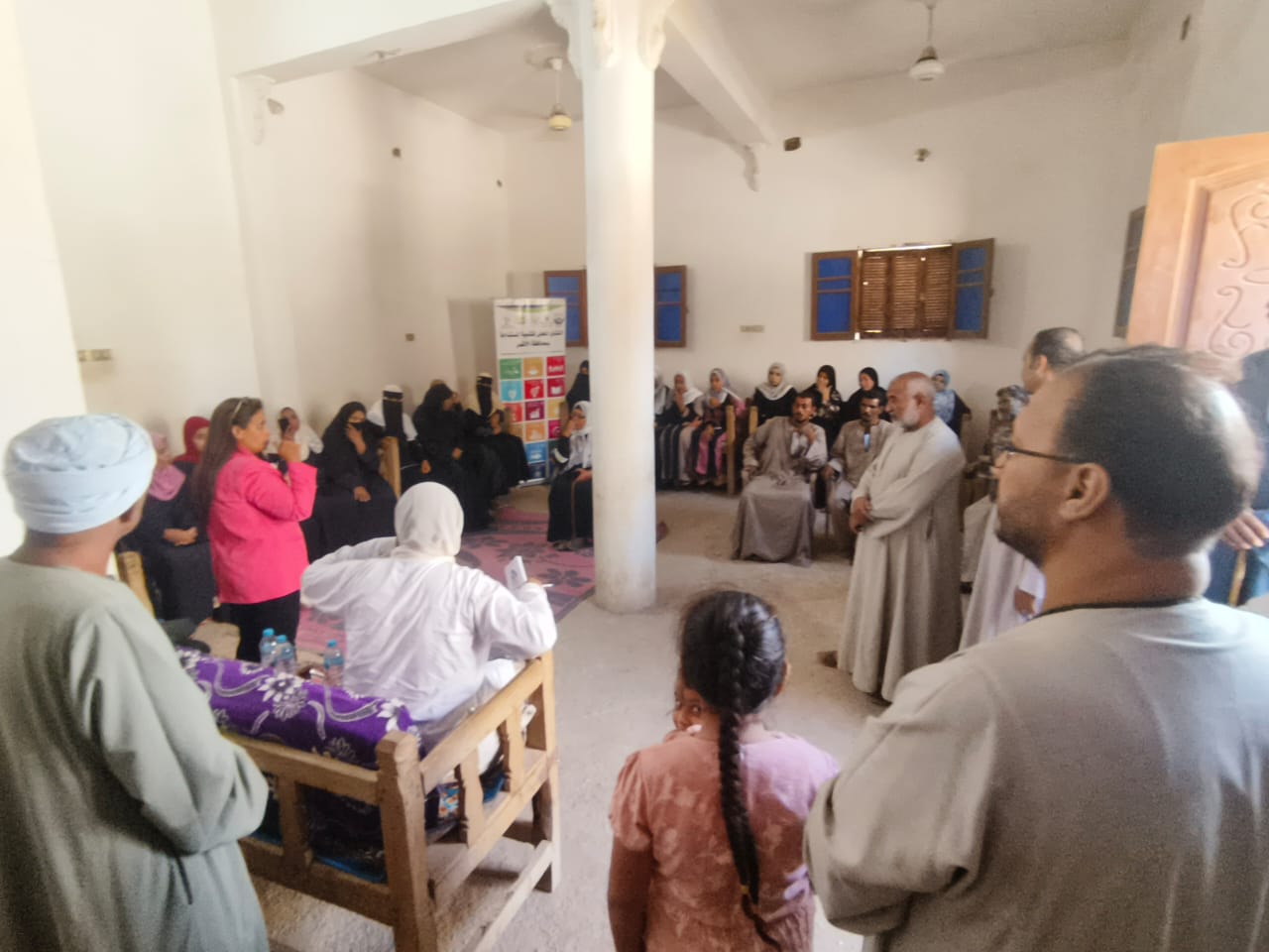 الجولات واللقاءات للتعريف بالتأمين الصحي الشامل حول الأقصر