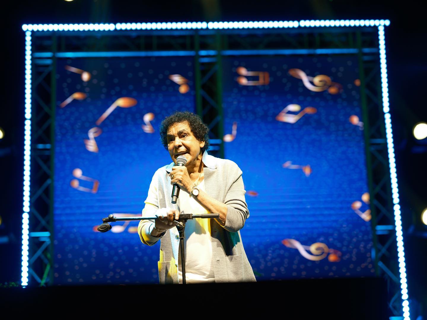 محمد منير محمد منير