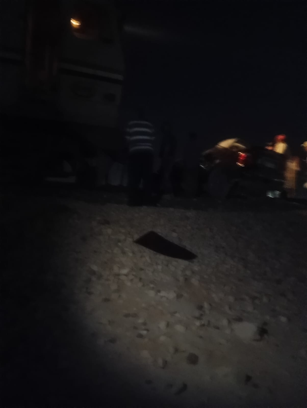 تصادم قطار ركاب فى السويس وسيارة ملاكى (2)