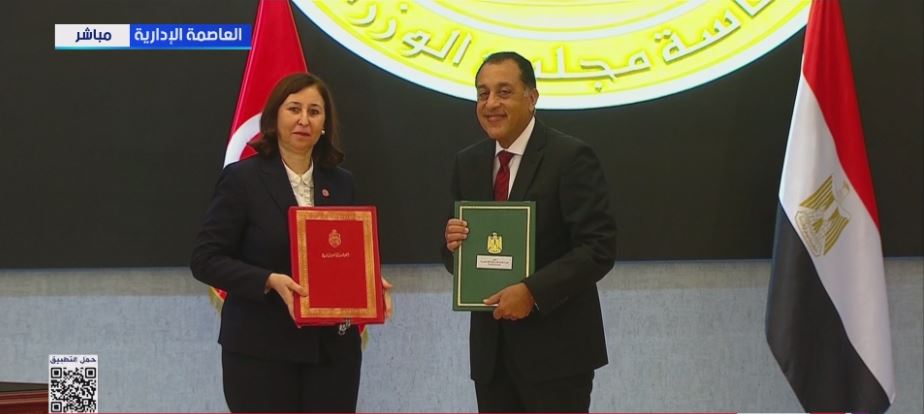رئيسا وزراء مصر وتونس يشهدان توقيع عدد من الاتفاقيات 