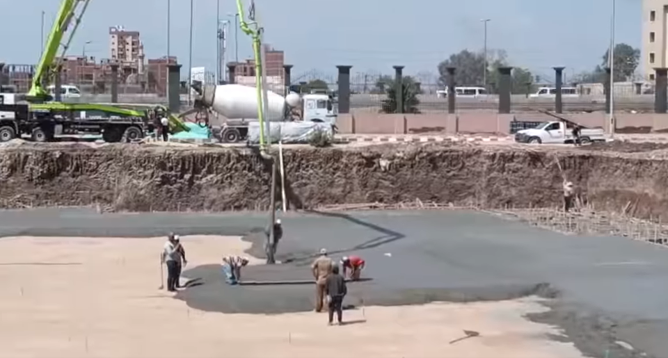 صب الخرسانة