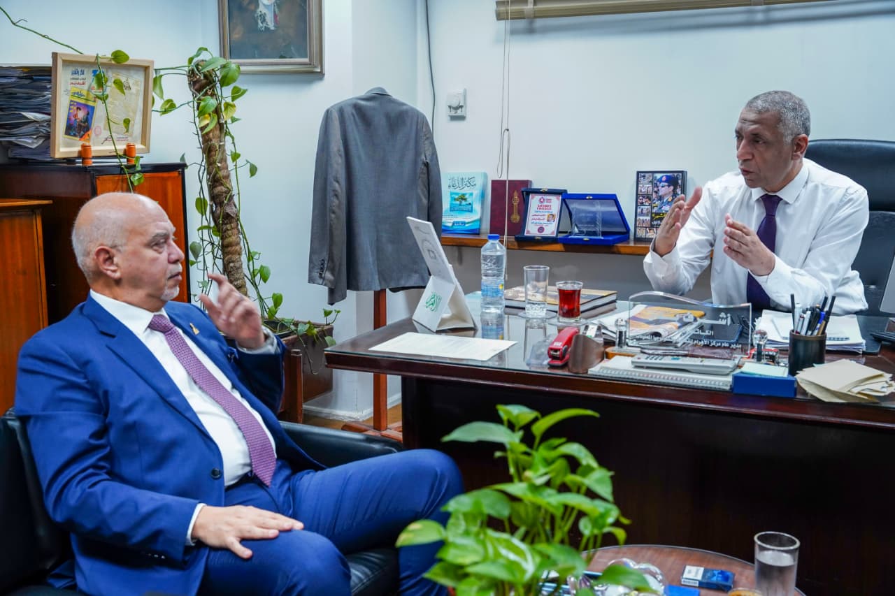 ef742b2a-a60e-40e1-9dfe-34d1b093f1e6