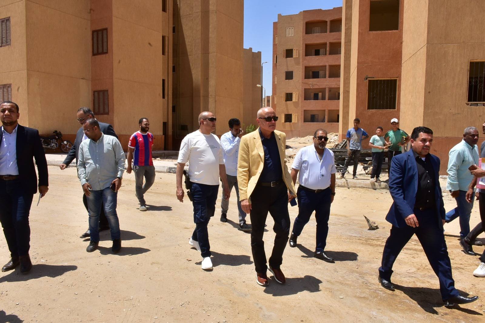 متابعة العمل اليومى لإنهاء أزمة إسكان الطود