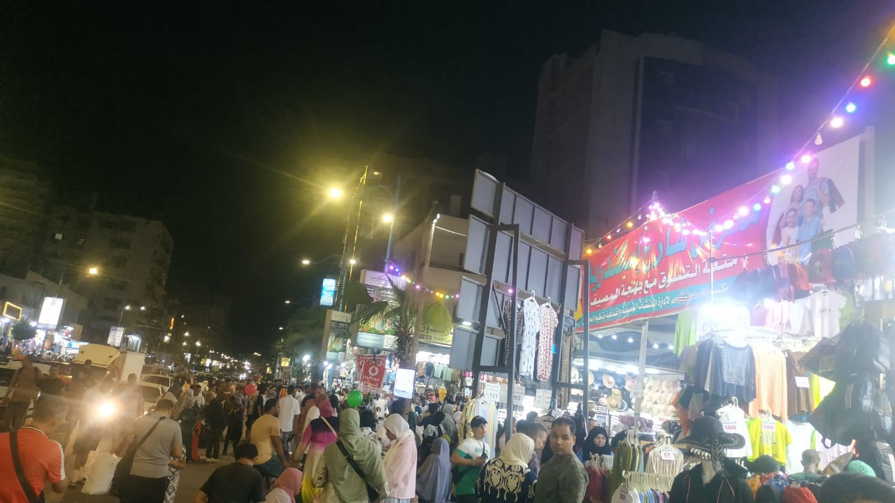 انتعاش اسواق مطروح خلال المصيف