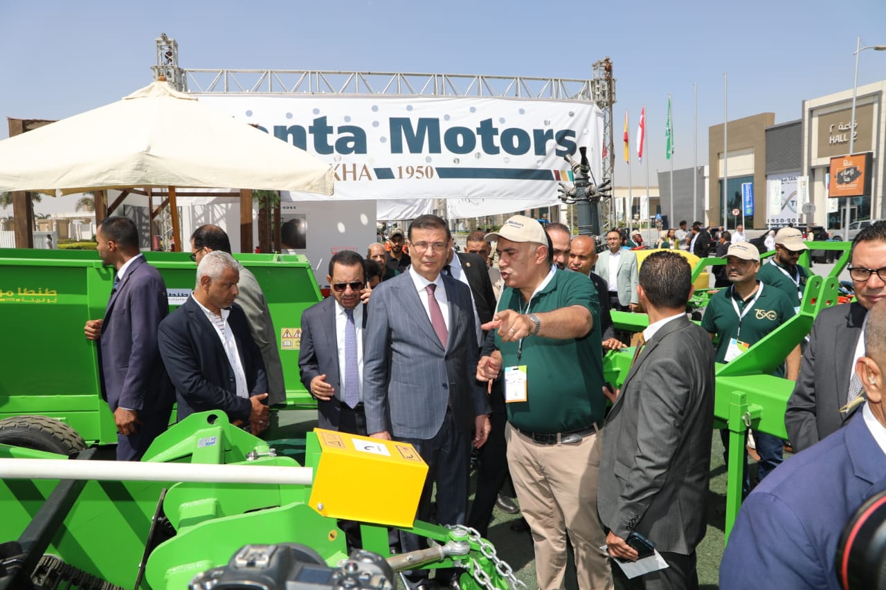 9d3ce4f4-18fd-4916-989b-12544bd1c32b