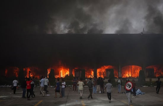 الاحتجاجات والتظاهرات التى اجتاحت نيبال (9)