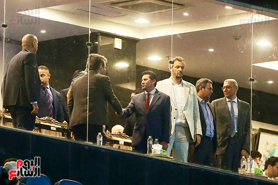 وزير الشباب والرياضة