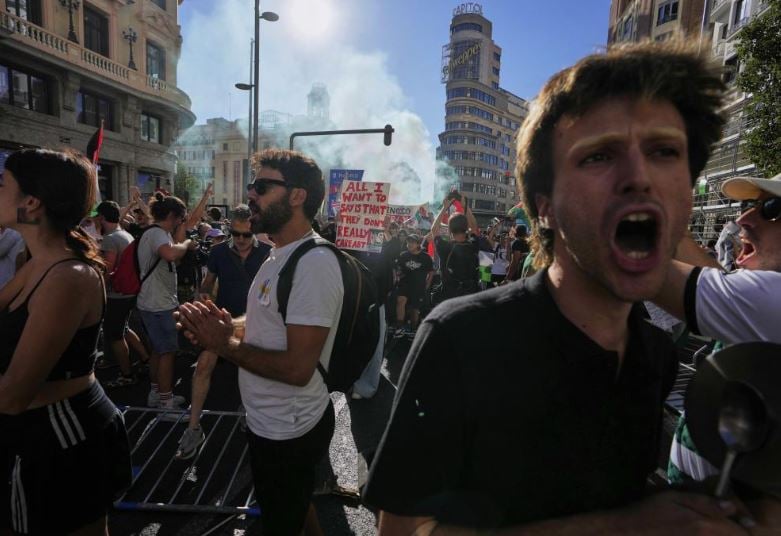 أحداث مدريد في سباق الدراجات