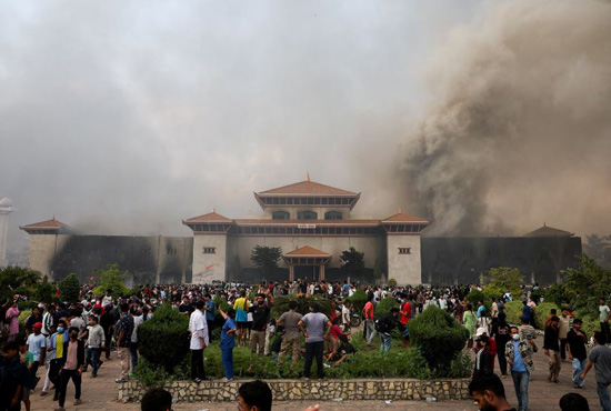 الاحتجاجات والتظاهرات التى اجتاحت نيبال (6)