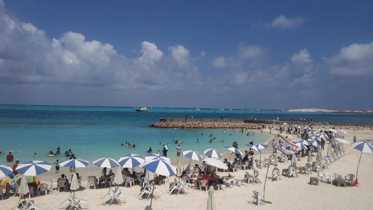 استمرار الاقبال على مصيف مطروح