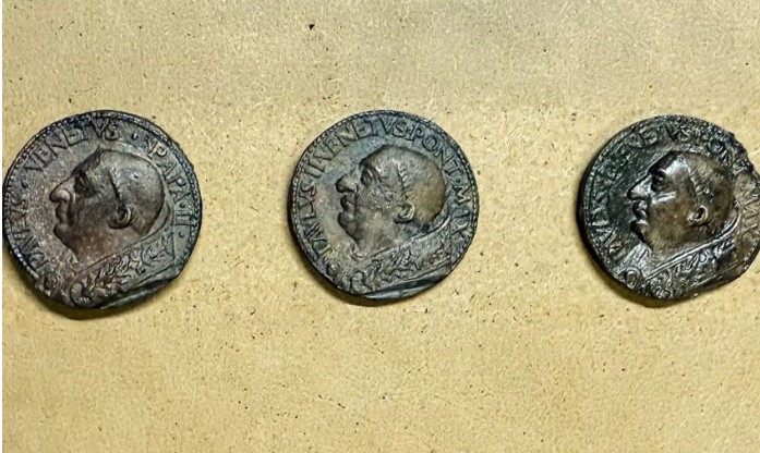 ميداليات برونزية 