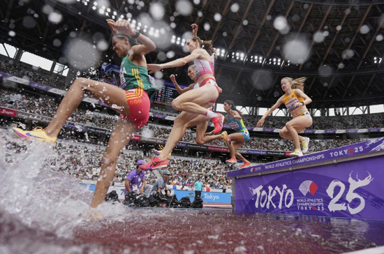 أبرز الصور من اليوم الثالث لبطولة العالم لألعاب القوى في طوكيو (2)