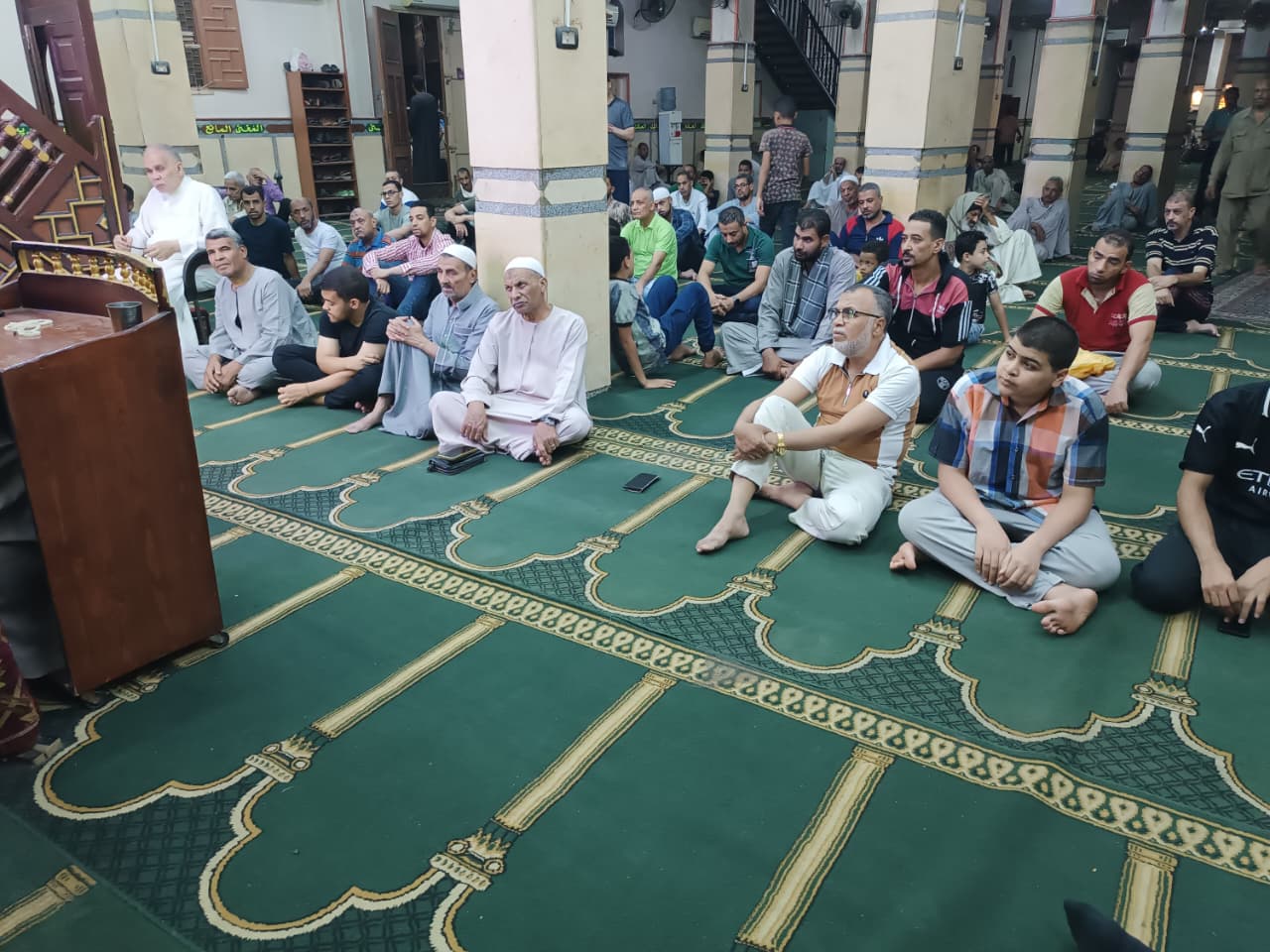 ندوات علمية بسوهاج بعنوان بالعلم والعمل تنهض المجتمعات وتبنى الأمم (2)