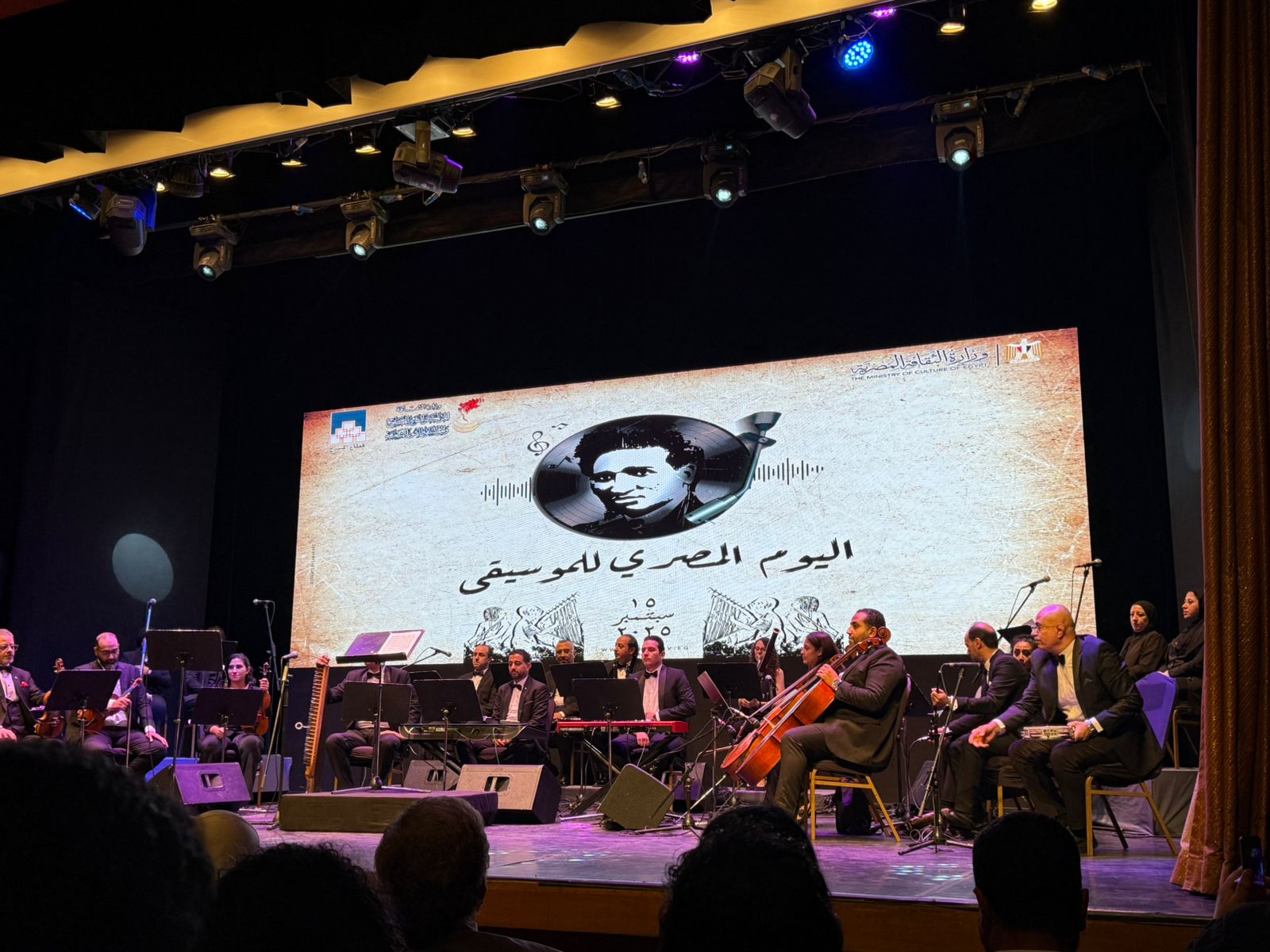 عادل حسان أشكر وزير الثقافة على دعمه وأتمنى أن ترافقنا الموسيقى في كل لحظة (2)