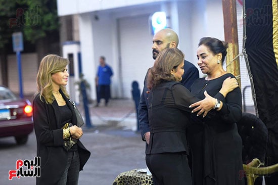 عزاء أرملة الموسيقار سيد مكاوى (17)