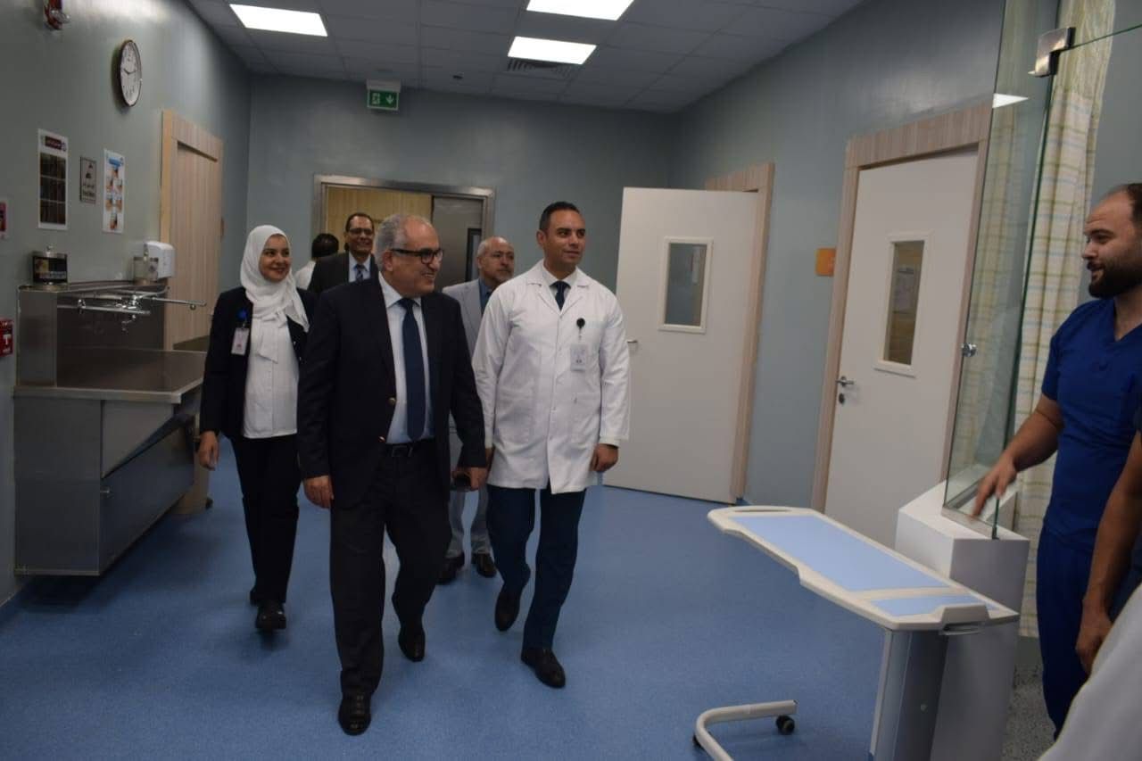 رئيس الهيئة العامة للتأمين الصحي يتفقد مستشفى العاصمة الإدارية الجديدة