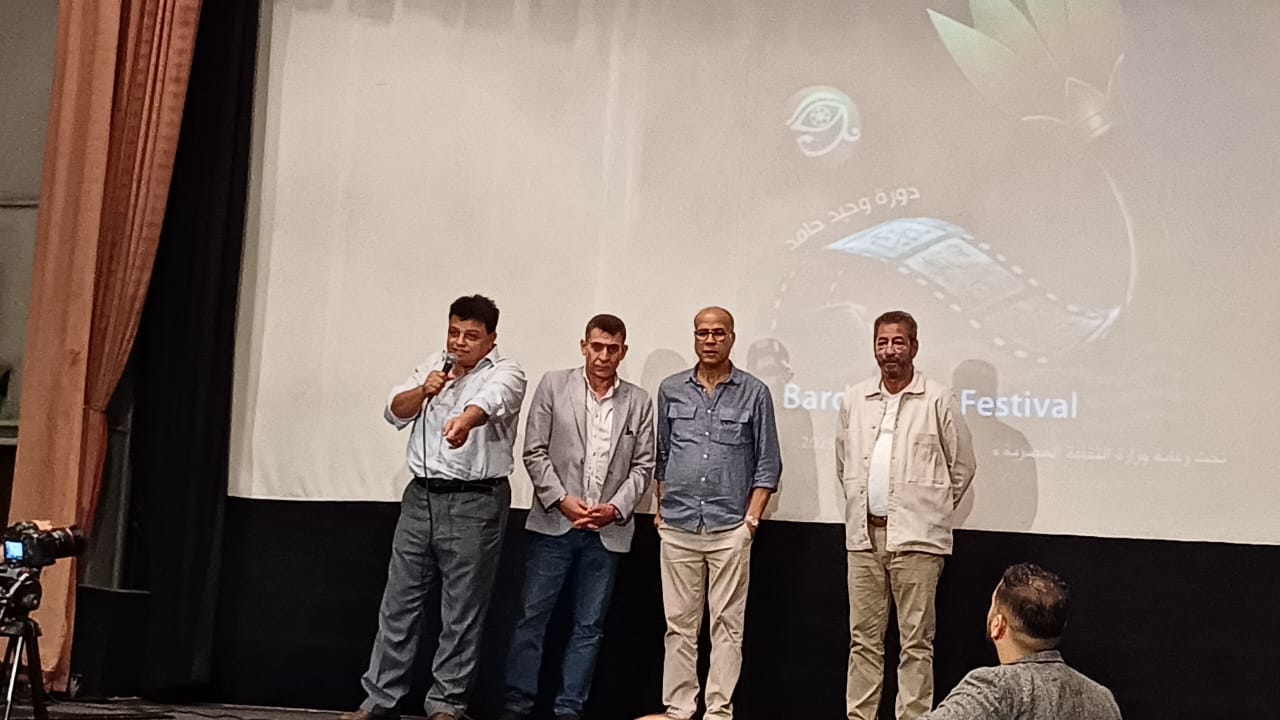 تكريم نهال عنبر ومحسن أحمد ومحمد رضوان وتوزيع جوائز أفلام مهرجان بردية في حفل الختام (1)