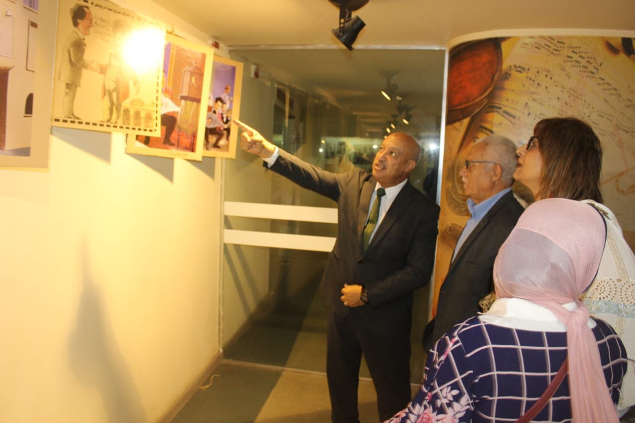 معرض للوحات فنية ومستنسخات معرض للوحات فنية ومستنسخات