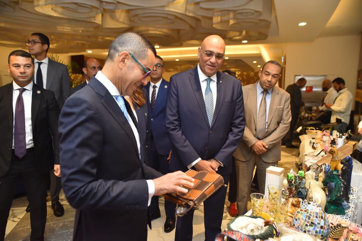 افتتاح فعاليات معرض المشروعات (2)