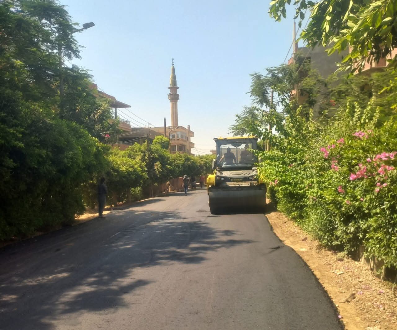 رصف طرق قري حياة كريمة