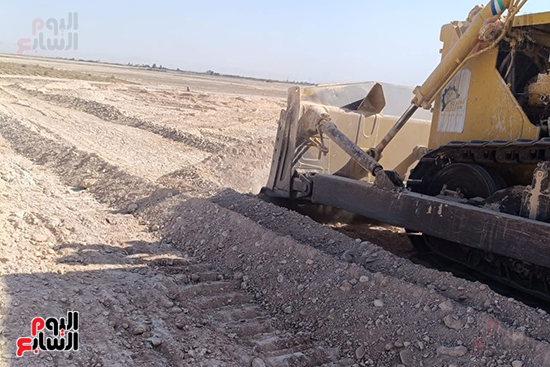 عمليات-تجهيز-الأراضى-الجبلية-لموسم-جديد-من-زراعة-الطماطم