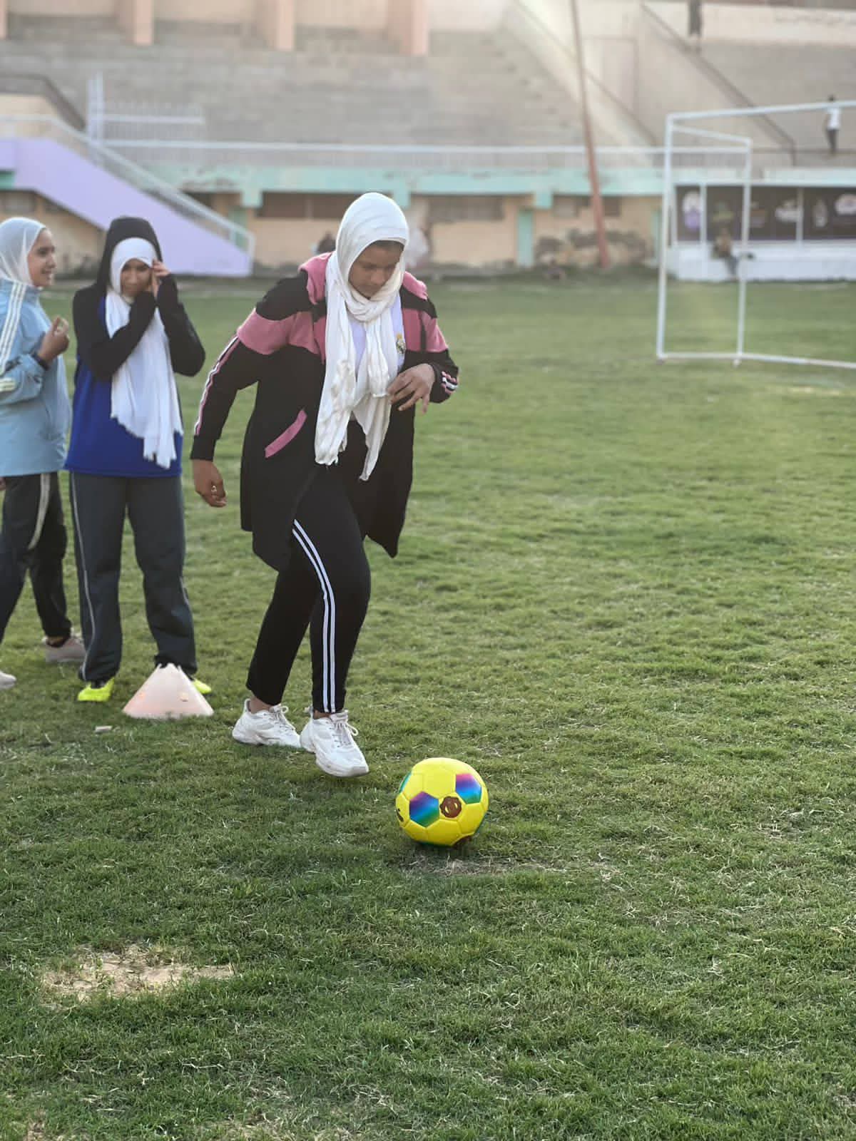 الأطفال والبنات المشاركات فى المبادرة (8)