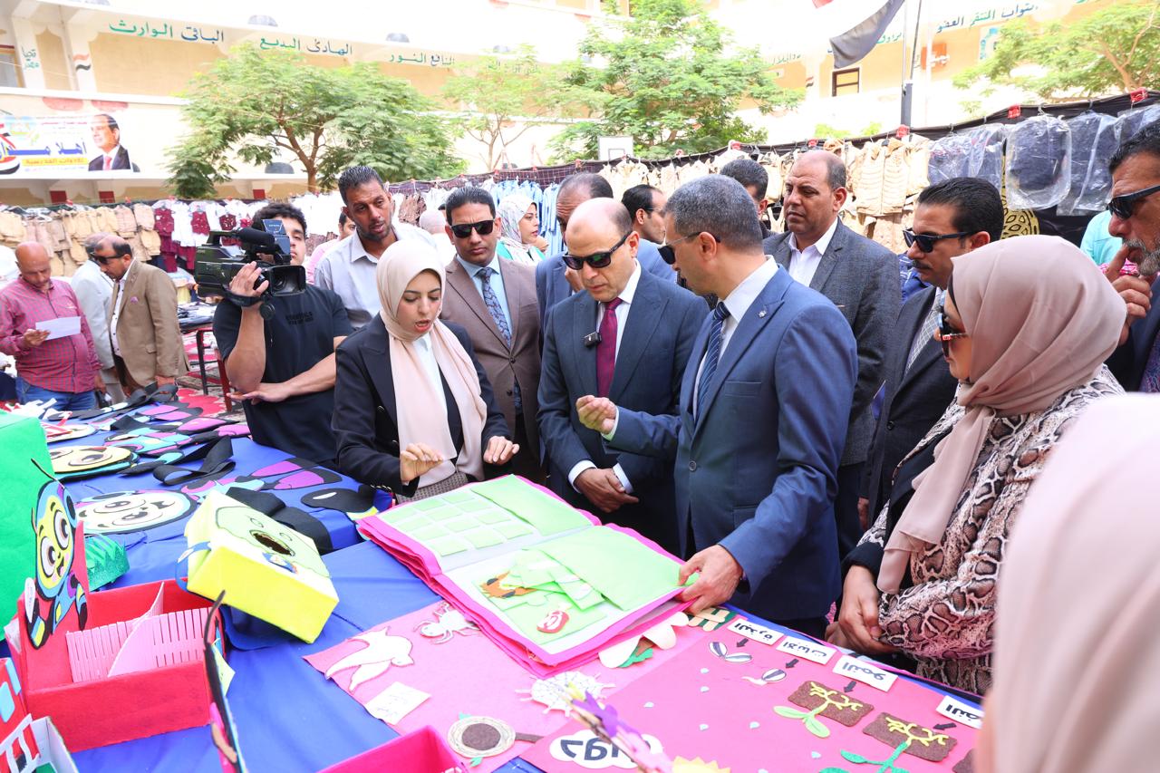 جانب من المعرض