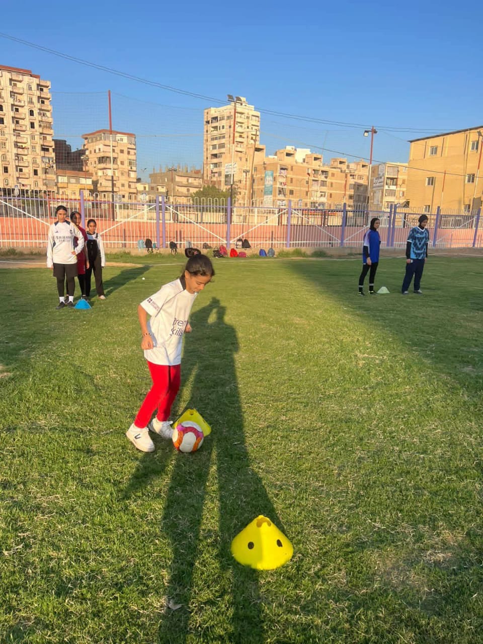 الأطفال والبنات المشاركات فى المبادرة (4)