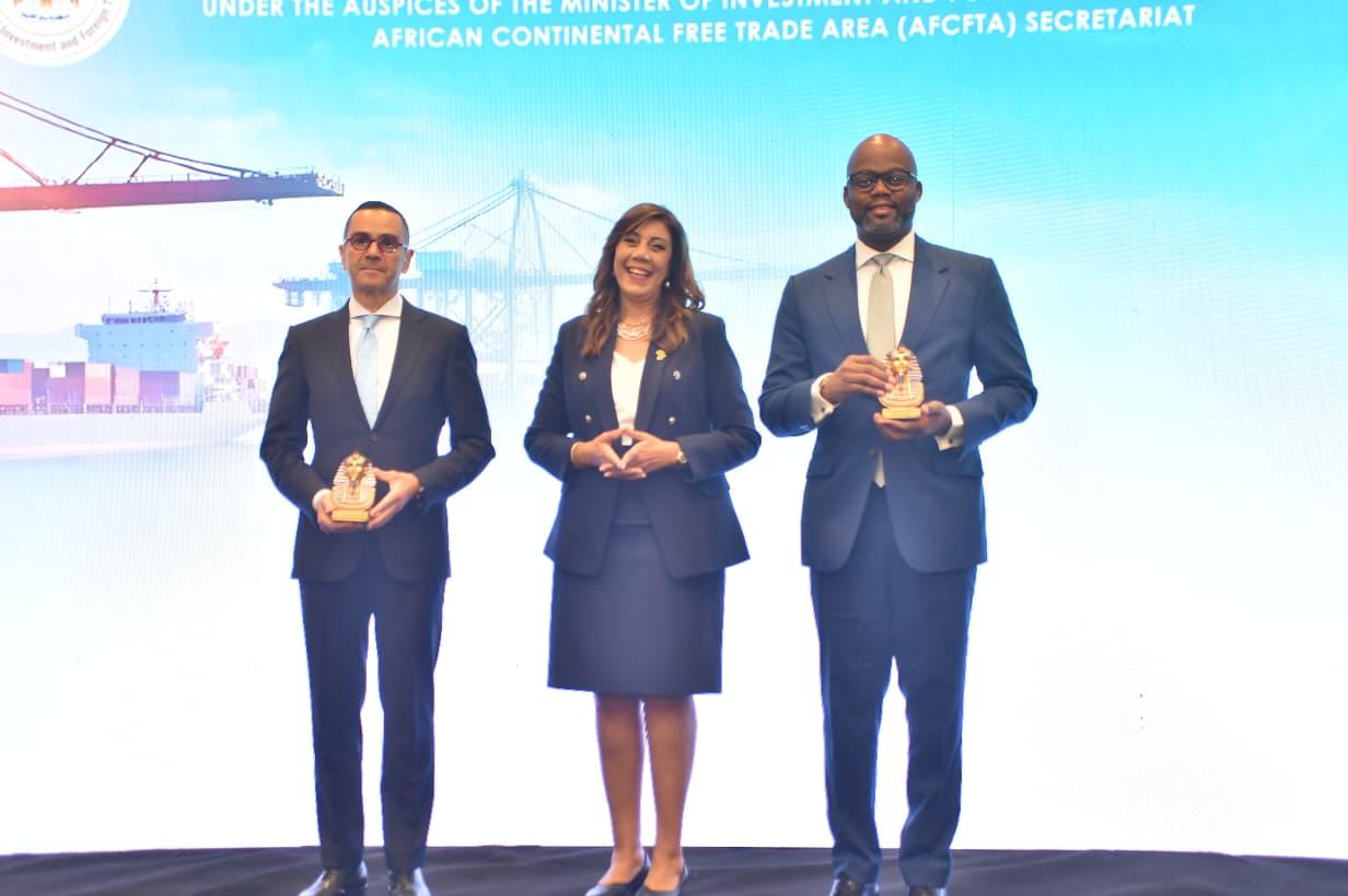 افتتاح فعاليات معرض المشروعات (1)