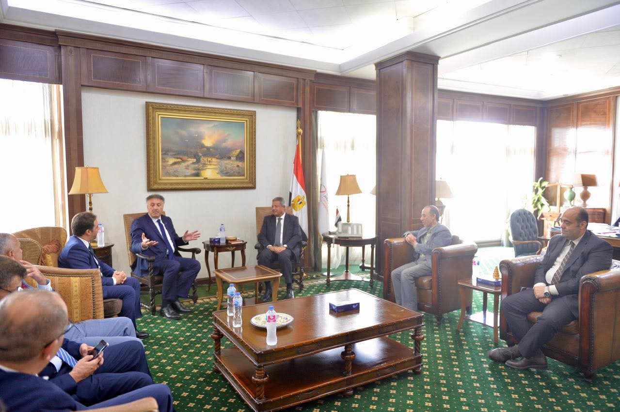 310ec6f1-963b-48ac-9d6b-8402ea017131 310ec6f1-963b-48ac-9d6b-8402ea017131