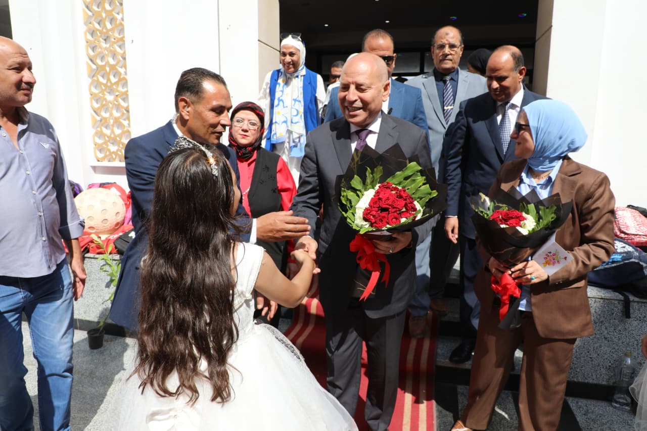 المعرض الخيرى السنوى لدعم الطلاب (4)