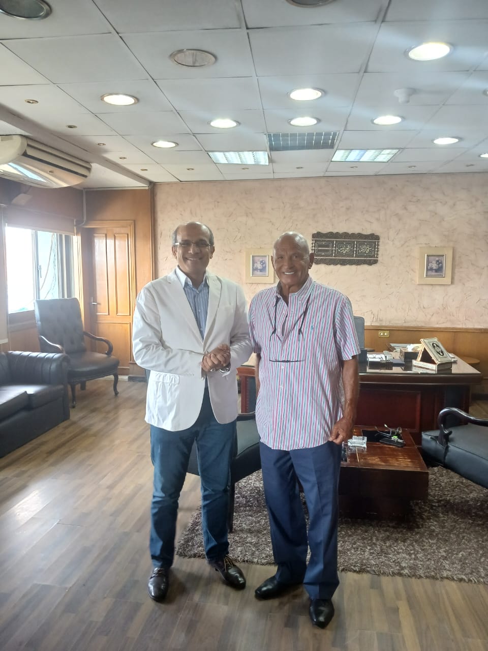 خالد شبانة يستقبل جلال علام ويتفق علي إذاعة حلقات مواقف وطرائف في رمضان (5)