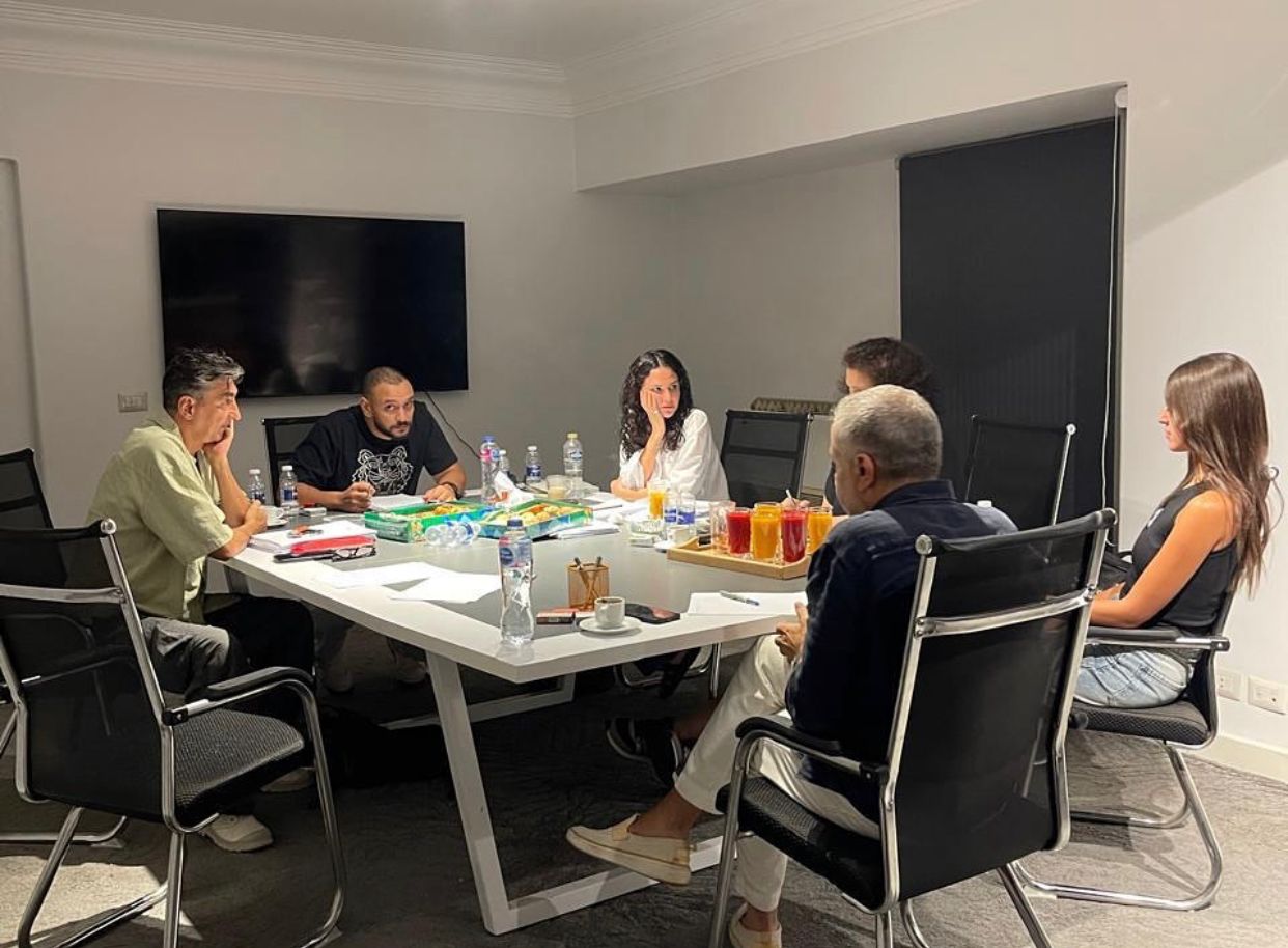 صورة من بروفات مسلسل قتل اختيارى