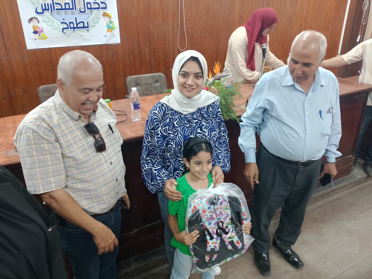 رسم الفرحة على وجوه الأطفال