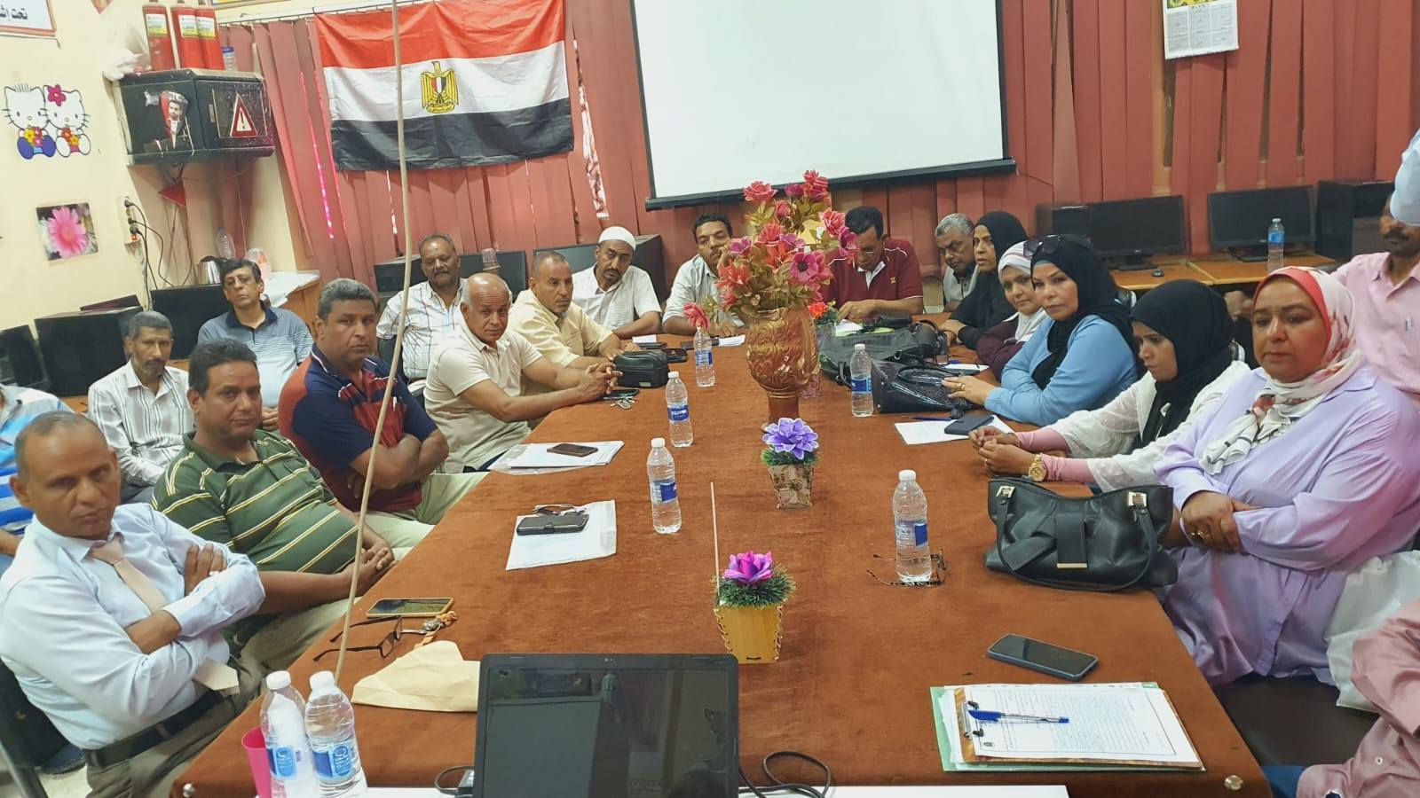 إجتماع لمديري مدارس التعليم الفني استعداداً للعام الدراسي الجديد إجتماع لمديري مدارس التعليم الفني استعداداً للعام الدراسي الجديد