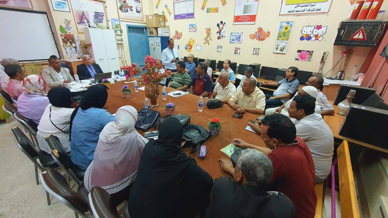 تعليم الأقصر تعقد إجتماع لمديري مدارس التعليم الفني استعداداً للعام الدراسي تعليم الأقصر تعقد إجتماع لمديري مدارس التعليم الفني استعداداً للعام الدراسي