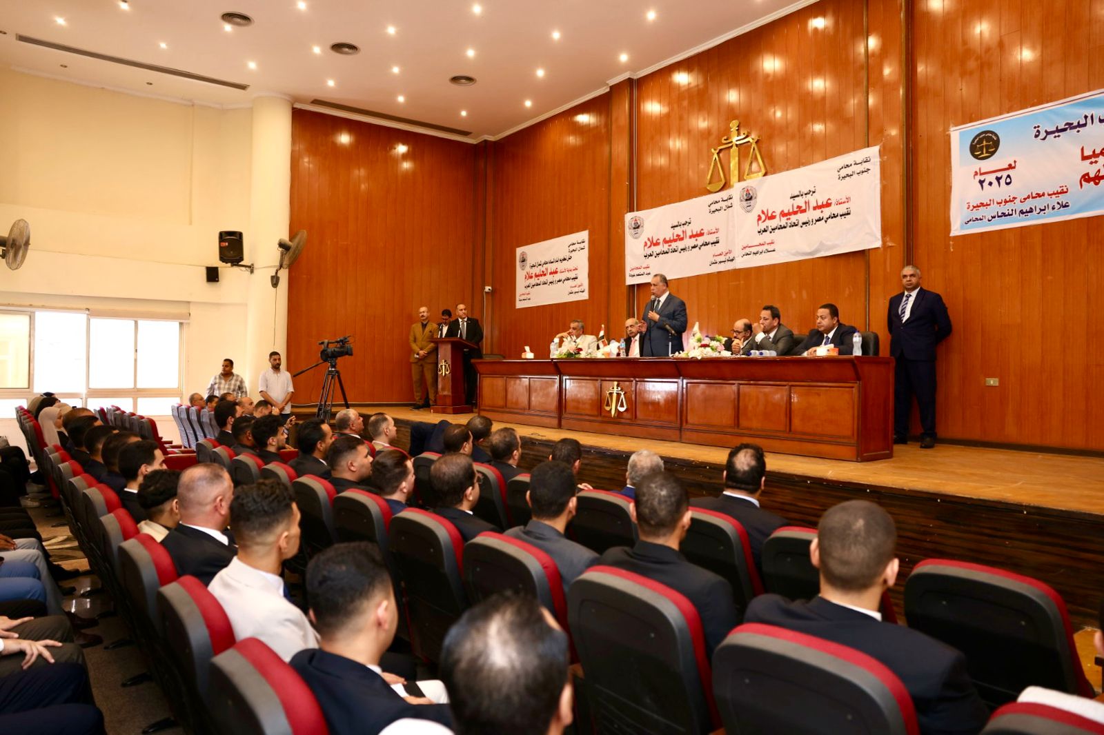 جلسة حلف اليمين (1)