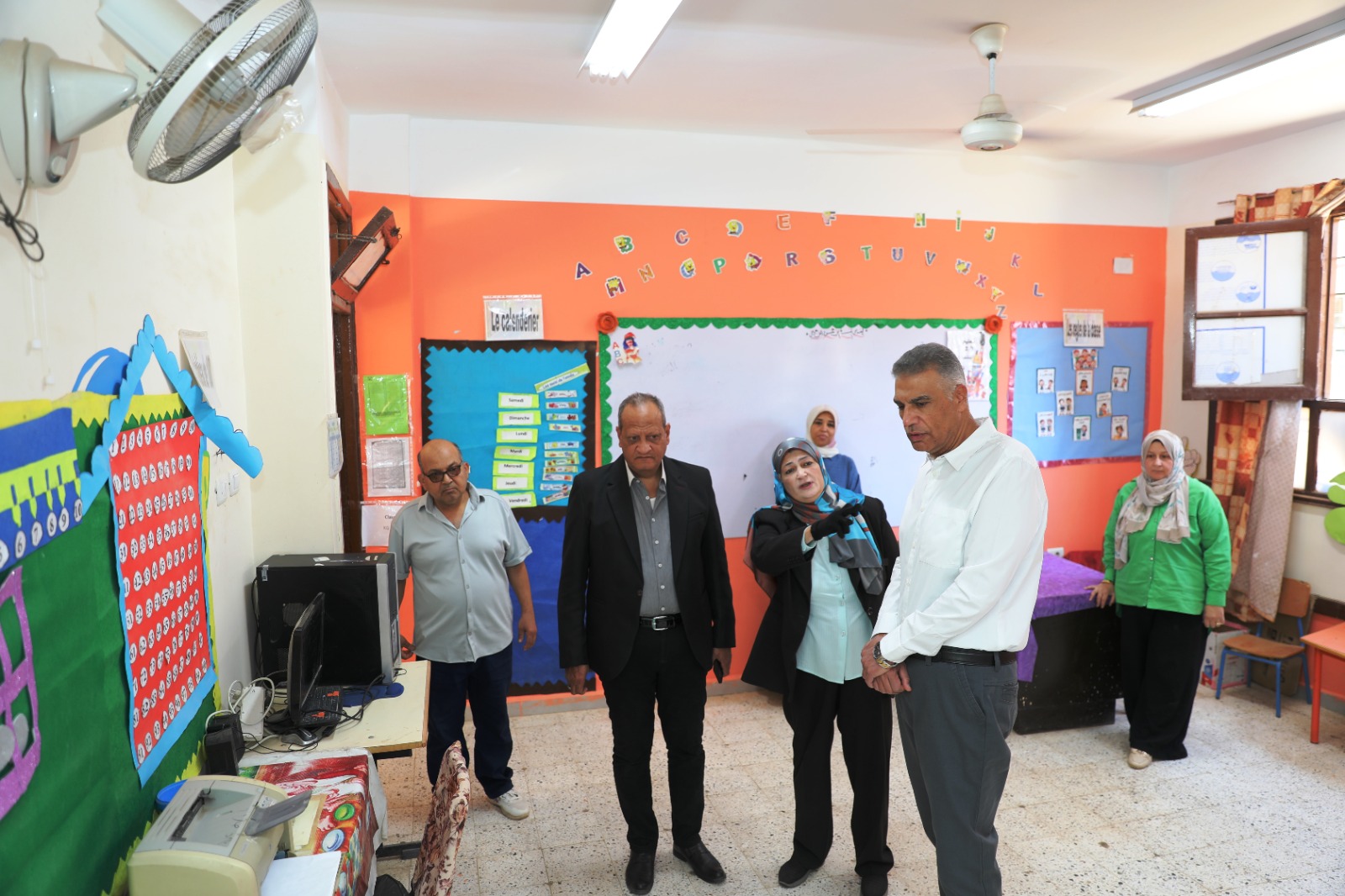 جولة داخل الفصول