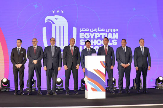 دوري المدارس بالتعاون بين وزارة التربية والتعليم وشركة استادات ورعاية  الشباب والرياضة (1)