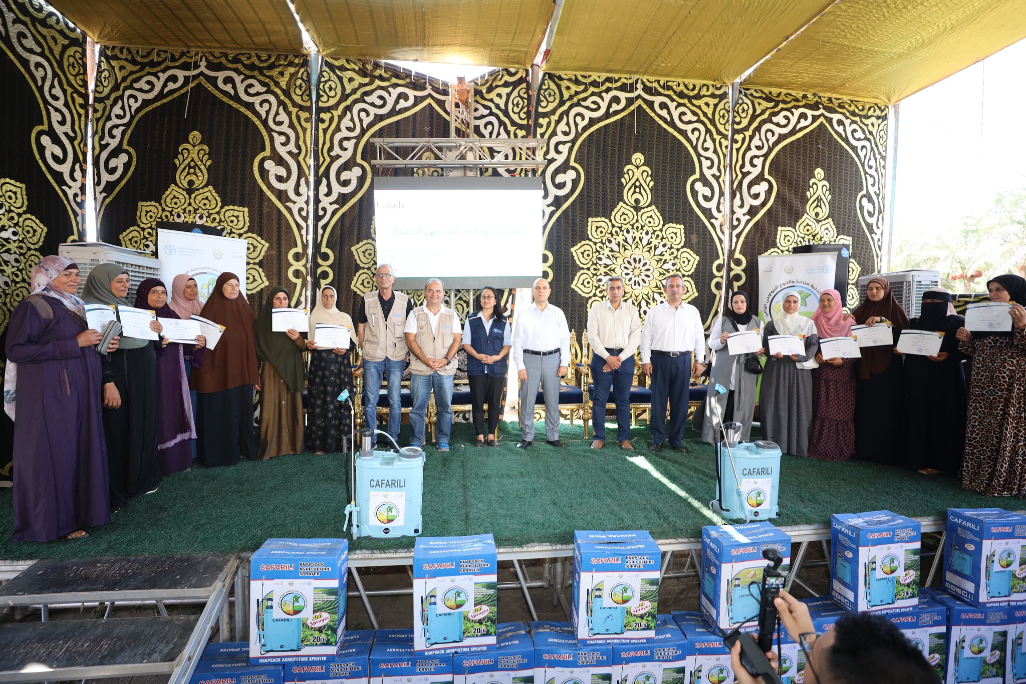 جانب من تكريم المزارعات