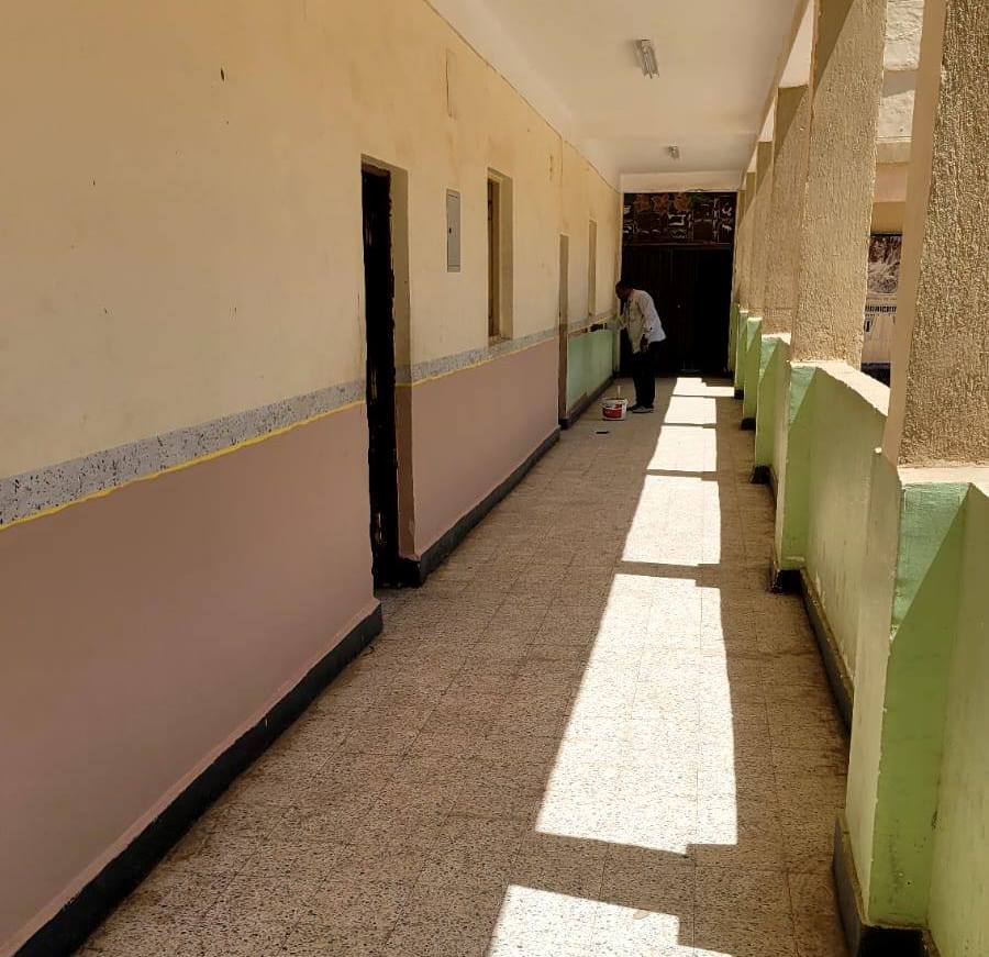 تجميل ودهان المدارس قبل العام الدراسي الجديد تجميل ودهان المدارس قبل العام الدراسي الجديد