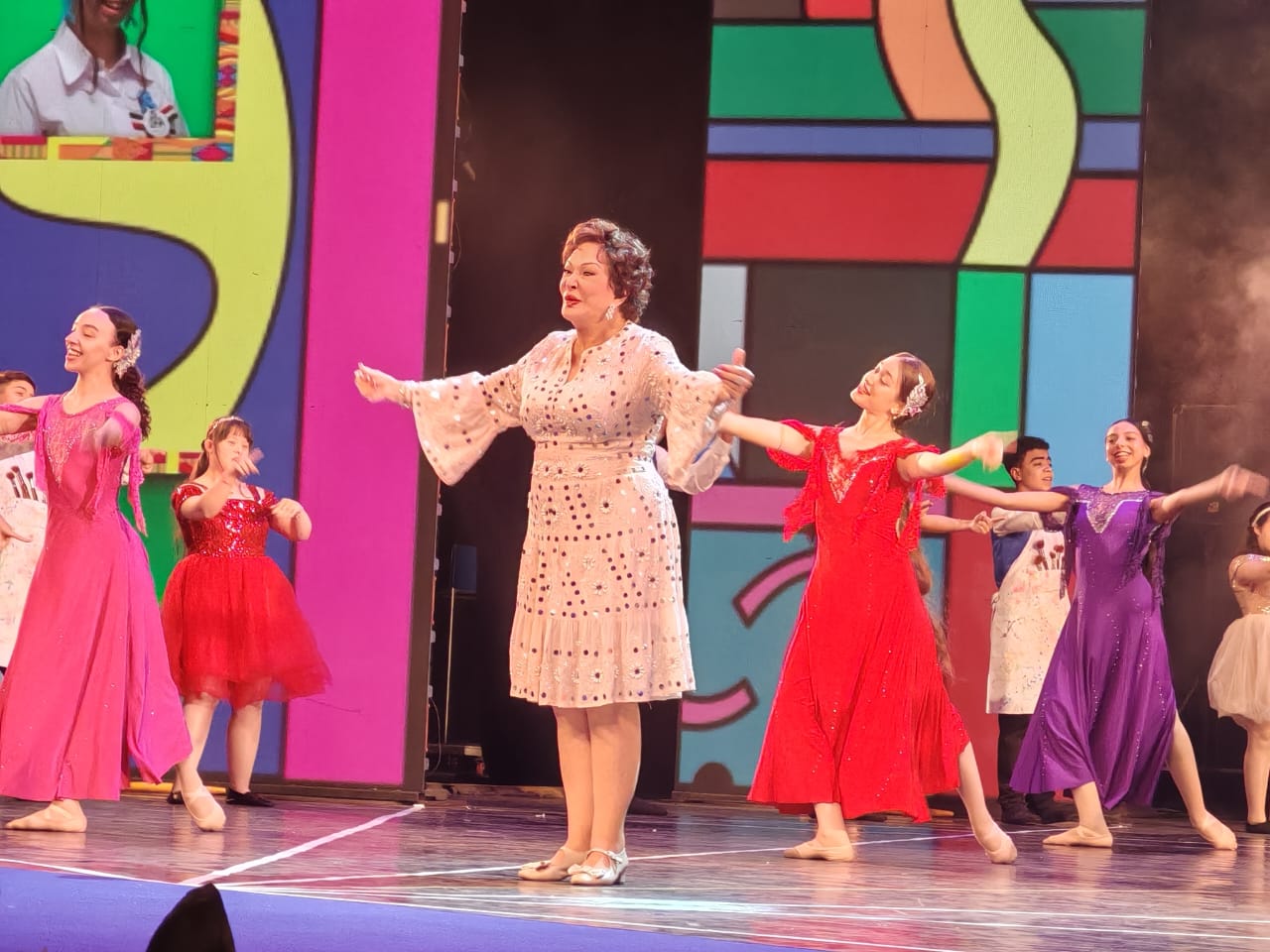 لبلبة فى ملتقى اولادنا