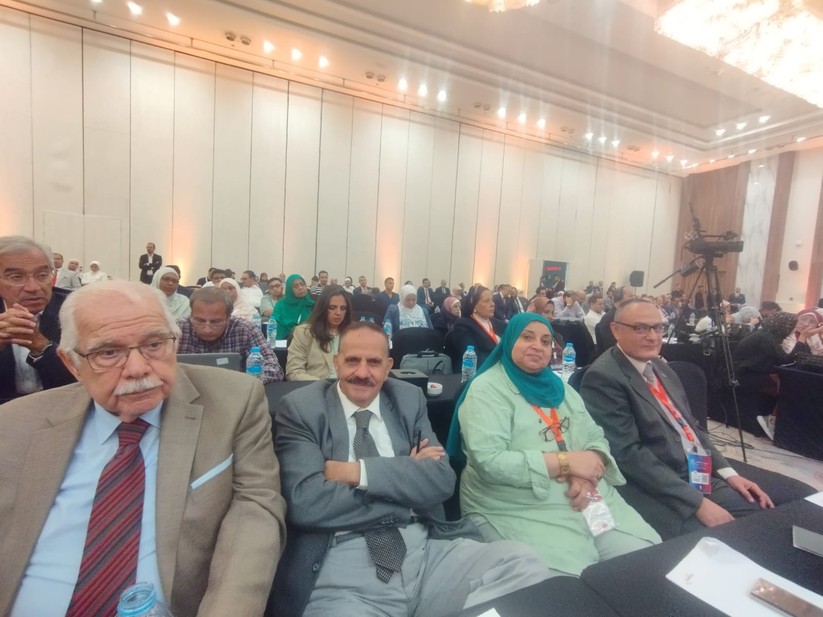 خبراء المخ والاعصاب