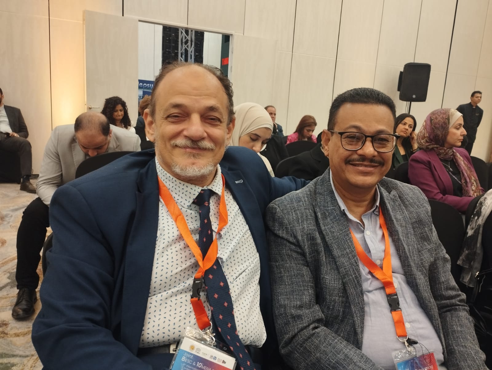 اطباء المخ والاعصاب خلال المؤتمر