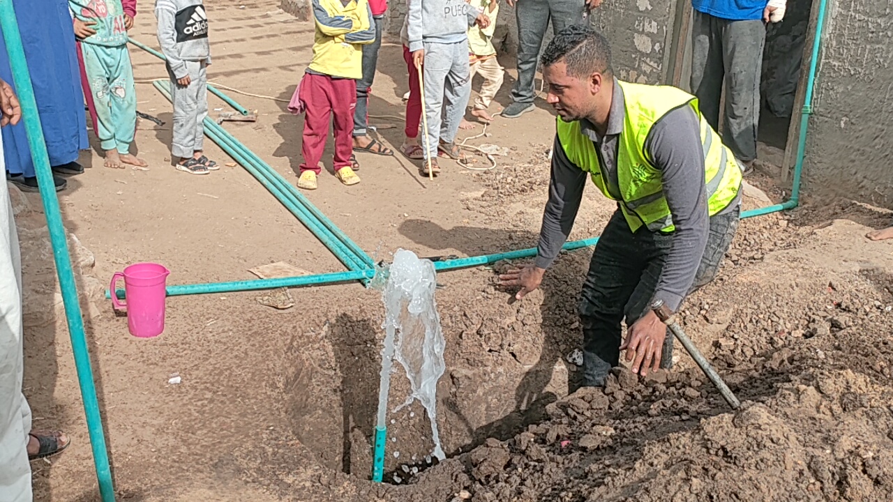 المياه النقية بالمواسير المياه النقية بالمواسير