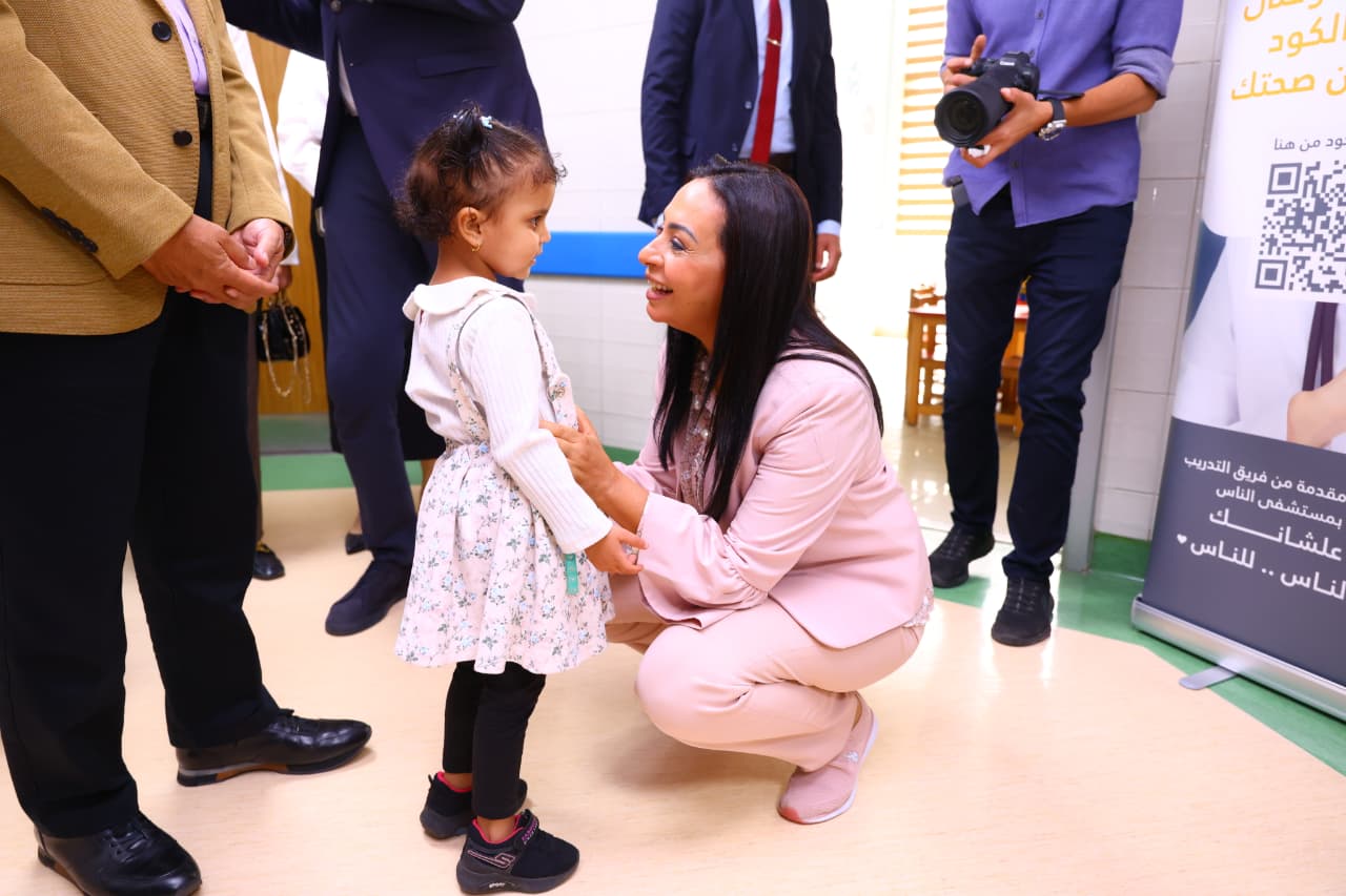 وزيرة التضامن الاجتماعى مع الأطفال وزيرة التضامن الاجتماعى مع الأطفال